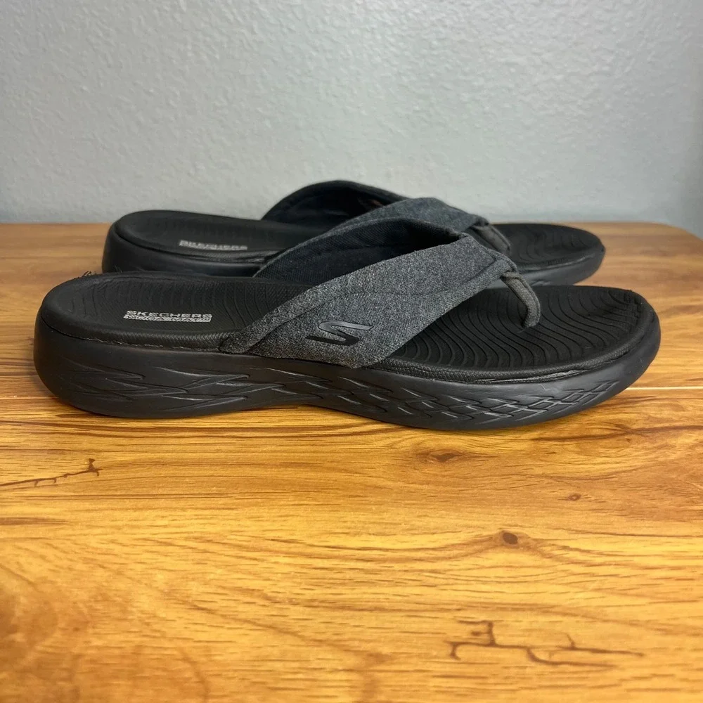 Skechers Goga Mat Thong Flip Flops Womens Size 10 Black Gray Casual Comfort